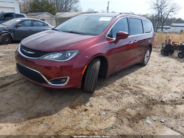 44639501 :رقم المزاد ، 2C4RC1FG5JR112664 vin ، 2018 Chrysler Pacifica Touring Plus مزاد بيع