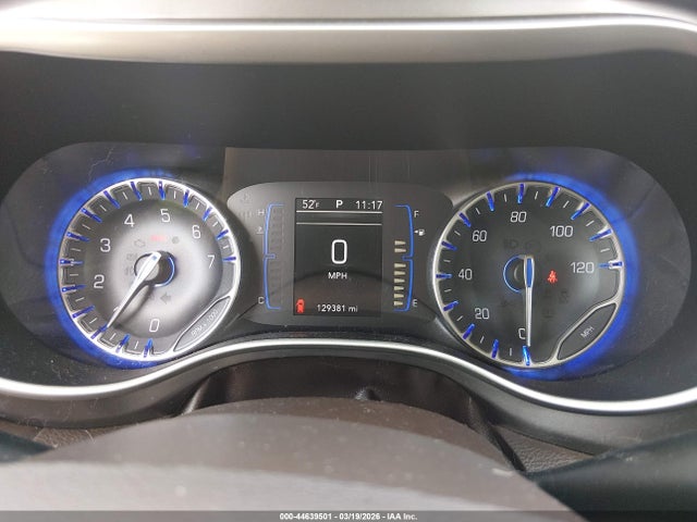 44639501 :رقم المزاد ، 2C4RC1FG5JR112664 vin ، 2018 Chrysler Pacifica Touring Plus مزاد بيع