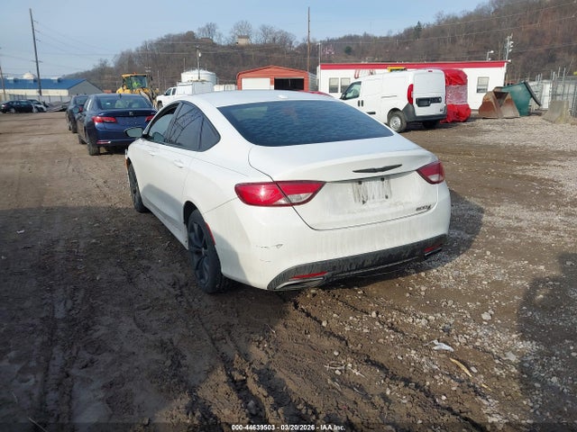 Aukcja sprzedaży 2015 Chrysler 200 S, vin: 1C3CCCBB7FN725230, numer aukcji: 44639503