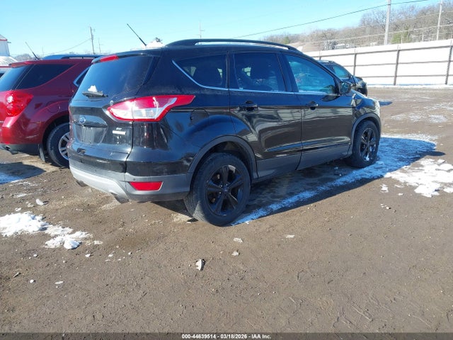 1FMCU0GX7GUC39676 Ford ESCAPE SE