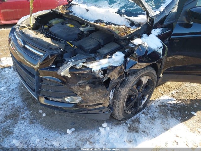 1FMCU0GX7GUC39676 Ford ESCAPE SE