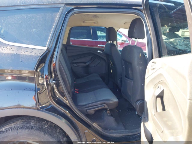 1FMCU0GX7GUC39676 Ford ESCAPE SE