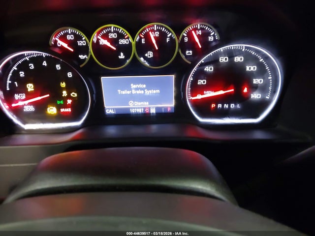 1GCUYDED4KZ121836 Chevrolet Silverado 1500 Lt