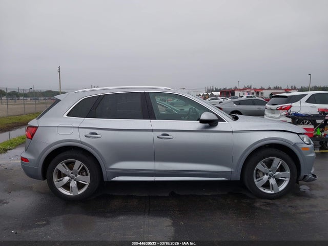 Продажа на аукционе авто 2018 Audi Q5 2.0t Premium/2.0t Tech Premium, vin: WA1BNAFY5J2228928, номер лота: 44639532