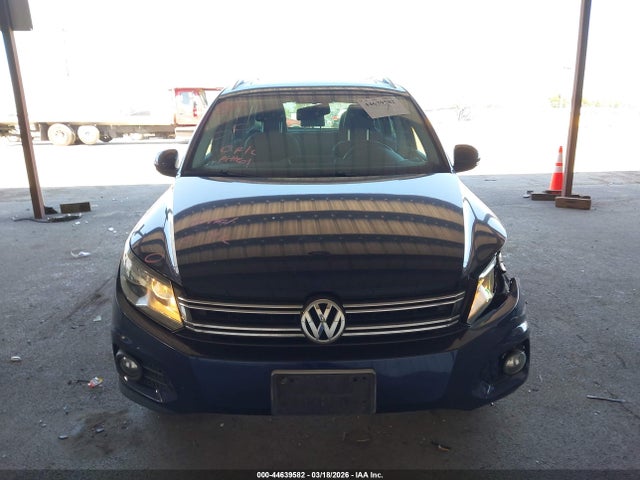 44639582 :رقم المزاد ، WVGAV3AX0DW053329 vin ، 2013 Volkswagen Tiguan Se مزاد بيع