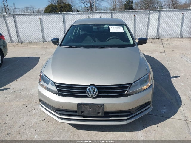 Продаж на аукціоні авто 2016 Volkswagen Jetta 1.4t Se, vin: 3VWD67AJ3GM218308, номер лоту: 44639588