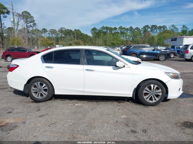 44639590 :رقم المزاد ، 1HGCR2F31FA077741 vin ، 2015 Honda Accord Lx مزاد بيع