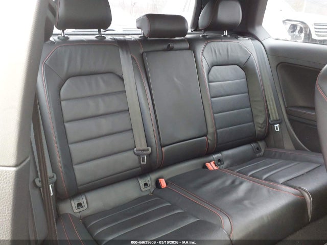 2015 Volkswagen Golf Gti 2.0t Se 2-door მანქანა იყიდება აუქციონზე, vin: 3VWTT7AU0FM071409, აუქციონის ნომერი: 44639609