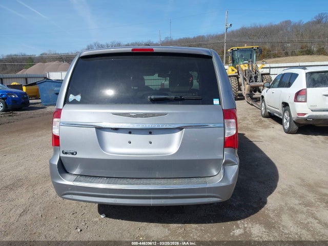 44639612 :رقم المزاد ، 2C4RC1CG4FR673661 vin ، 2015 Chrysler Town & Country Touring-l مزاد بيع