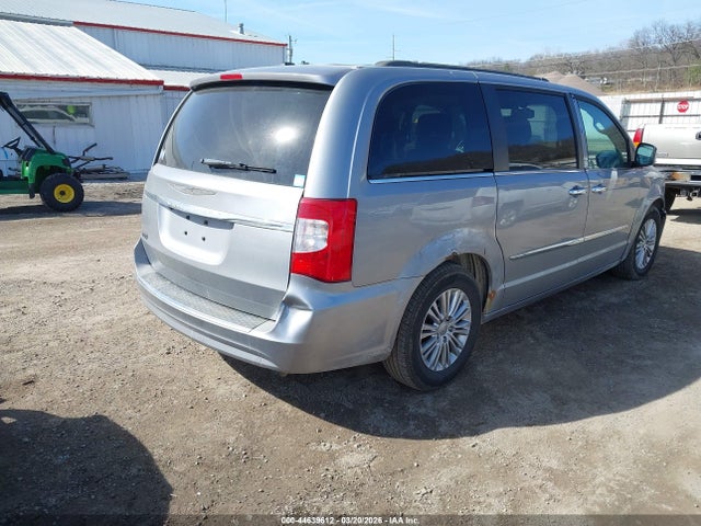 44639612 :رقم المزاد ، 2C4RC1CG4FR673661 vin ، 2015 Chrysler Town & Country Touring-l مزاد بيع