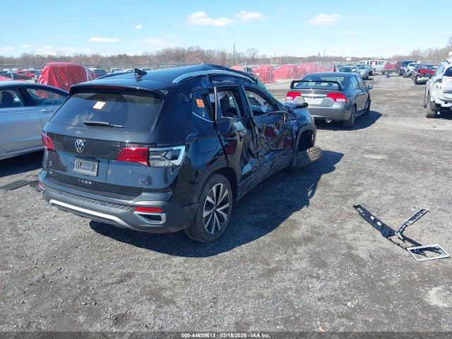 44639613 :رقم المزاد ، 3VVSX7B27RM034279 vin ، 2024 Volkswagen Taos 1.5t Se مزاد بيع