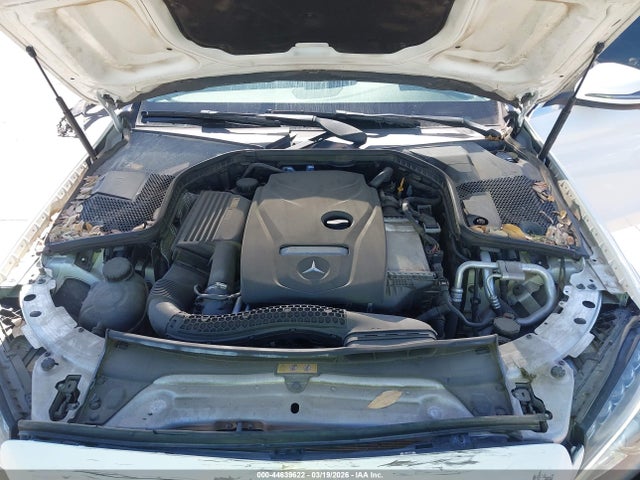 44639622 :رقم المزاد ، 55SWF4KB8GU139544 vin ، 2016 Mercedes-benz C 300 4matic مزاد بيع
