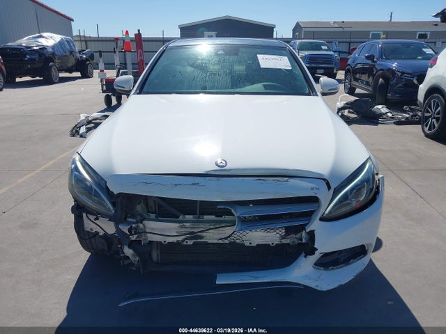 44639622 :رقم المزاد ، 55SWF4KB8GU139544 vin ، 2016 Mercedes-benz C 300 4matic مزاد بيع