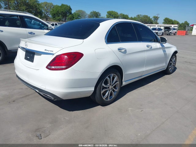 44639622 :رقم المزاد ، 55SWF4KB8GU139544 vin ، 2016 Mercedes-benz C 300 4matic مزاد بيع
