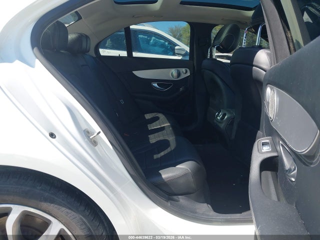 44639622 :رقم المزاد ، 55SWF4KB8GU139544 vin ، 2016 Mercedes-benz C 300 4matic مزاد بيع