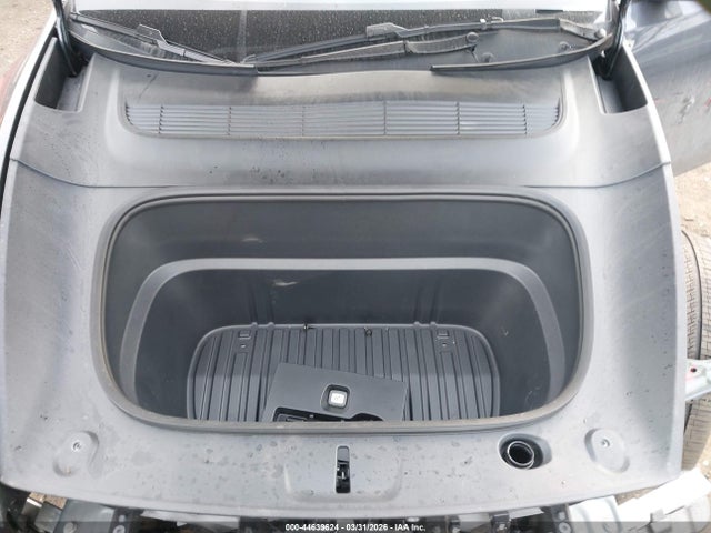 Продажа на аукционе авто 2026 Tesla Model Y Premium Rear-wheel Drive/standard Rear-wheel Drive, vin: 7SAYGDED2TA472384, номер лота: 44639624