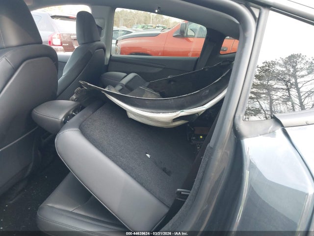 Продажа на аукционе авто 2026 Tesla Model Y Premium Rear-wheel Drive/standard Rear-wheel Drive, vin: 7SAYGDED2TA472384, номер лота: 44639624