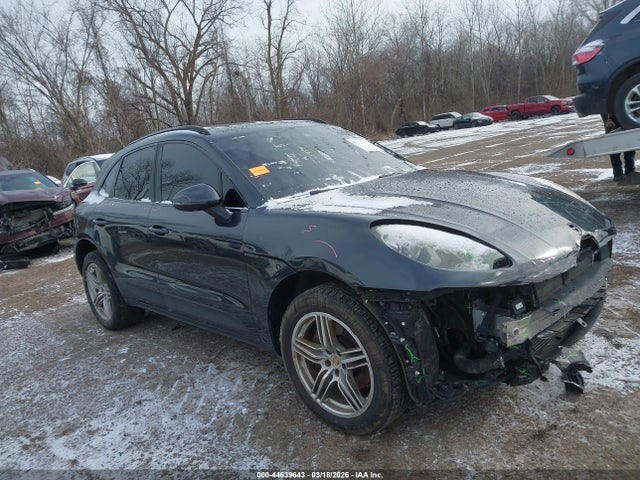 2017 PORSCHE MACAN WP1AA2A57HLB06400 Photo 0