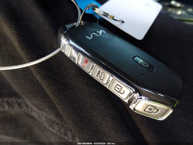 Продажа на аукционе авто 2025 Kia Sportage Plug-in Hybrid X-line, vin: KNDPYDDH6S7245474, номер лота: 44639646