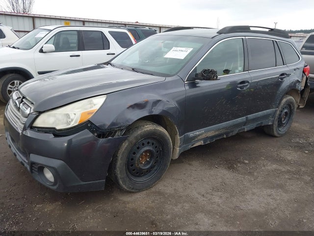 44639651 :رقم المزاد ، 4S4BRCCC1D1205585 vin ، 2013 Subaru Outback 2.5i Premium مزاد بيع