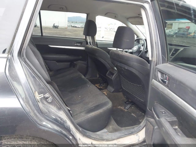 44639651 :رقم المزاد ، 4S4BRCCC1D1205585 vin ، 2013 Subaru Outback 2.5i Premium مزاد بيع