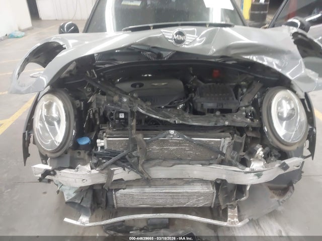 2016 MINI CLUBMAN WMWLN9C52G2E48054 Photo 5