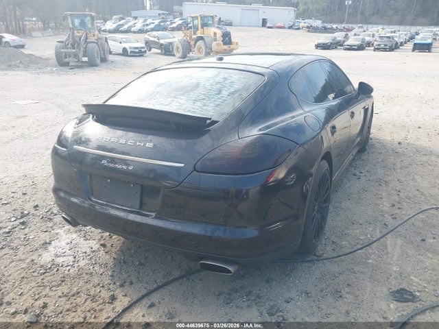 2011 PORSCHE PANAMERA WP0AA2A75BL011957 Photo 3