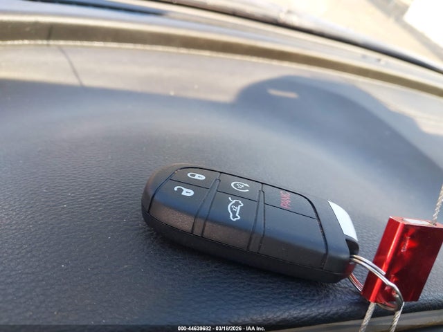 Продаж на аукціоні авто 2015 Chrysler 200 C, vin: 1C3CCCEGXFN589277, номер лоту: 44639682