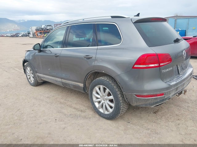 2012 Volkswagen Touareg Tdi Sport მანქანა იყიდება აუქციონზე, vin: WVGEK9BP0CD006274, აუქციონის ნომერი: 44639687