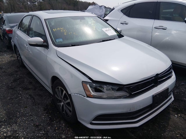 2017 VOLKSWAGEN JETTA 3VWDB7AJXHM393474