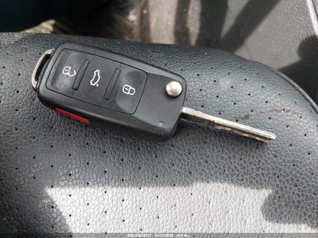 2017 VOLKSWAGEN JETTA 3VWDB7AJXHM393474 Photo 10