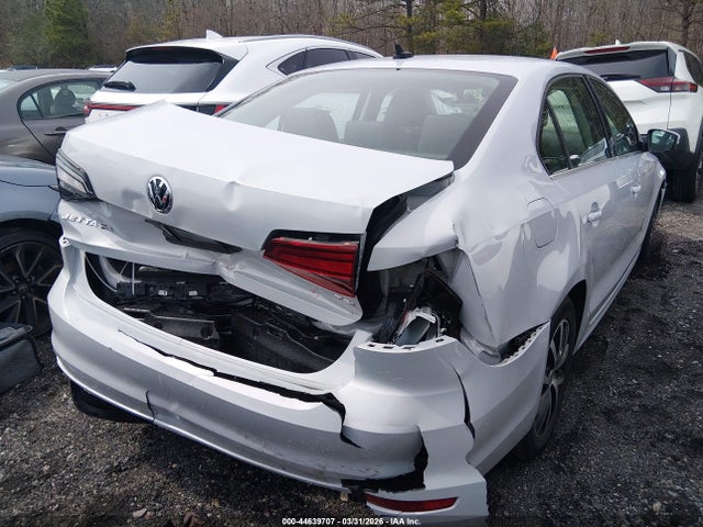 2017 VOLKSWAGEN JETTA 3VWDB7AJXHM393474 Photo 3