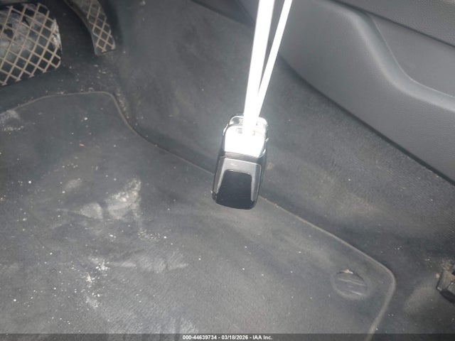 Aukcja sprzedaży 2017 Audi A4 2.0t Premium, vin: WAUANAF42HN032420, numer aukcji: 44639734