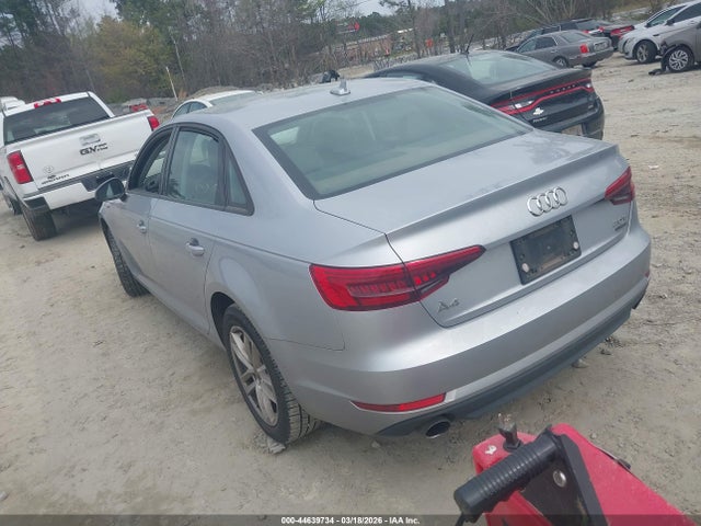 2017 AUDI A4 WAUANAF42HN032420 Photo 2