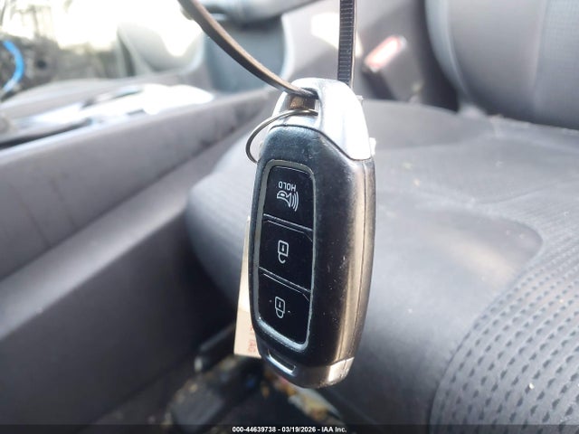 2020 Hyundai Santa Fe Sel მანქანა იყიდება აუქციონზე, vin: 5NMS33AD5LH262457, აუქციონის ნომერი: 44639738