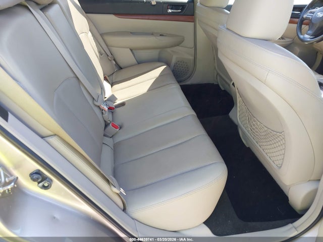Продажа на аукционе авто 2014 Subaru Outback 2.5i Limited, vin: 4S4BRCKC3E3245044, номер лота: 44639741