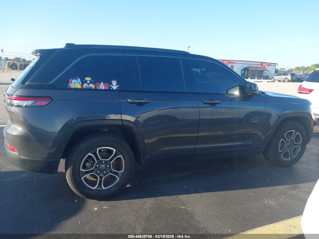 2022 Jeep Grand Cherokee Trailhawk 4x4 მანქანა იყიდება აუქციონზე, vin: 1C4RJHCG8N8627369, აუქციონის ნომერი: 44639756