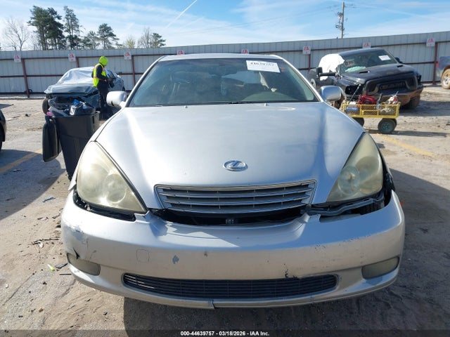 44639757 :رقم المزاد ، JTHBF30G720063099 vin ، 2002 Lexus Es 300 مزاد بيع