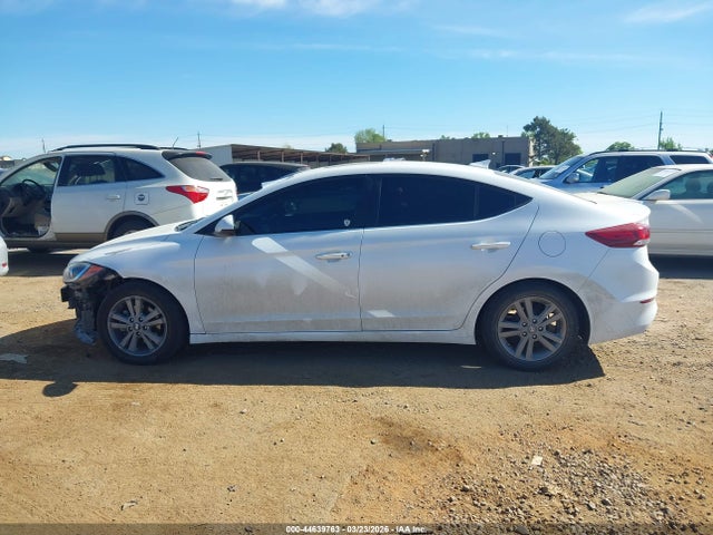 5NPD84LFXHH137138 Hyundai Elantra Value Edition