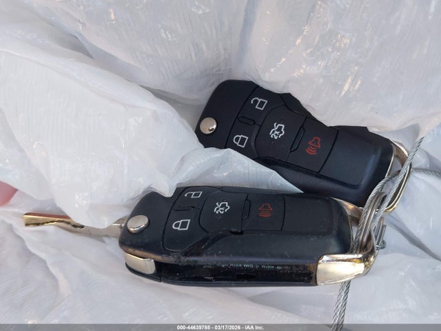 3FA6P0H78FR304330 Ford FUSION SE