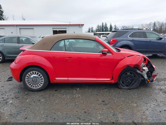 2013 Volkswagen Beetle 2.5l მანქანა იყიდება აუქციონზე, vin: 3VW5P7AT7DM813368, აუქციონის ნომერი: 44639786