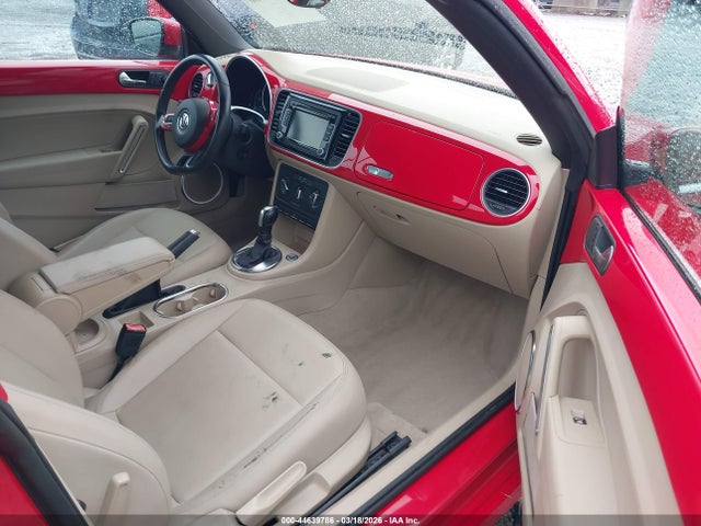 2013 Volkswagen Beetle 2.5l მანქანა იყიდება აუქციონზე, vin: 3VW5P7AT7DM813368, აუქციონის ნომერი: 44639786