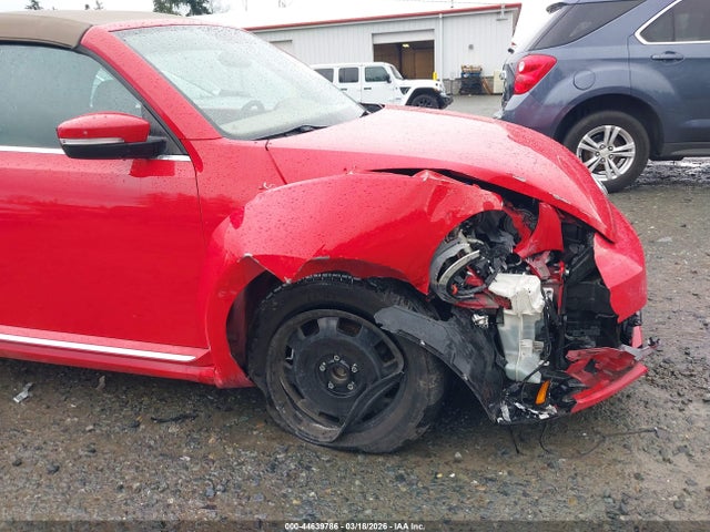 2013 Volkswagen Beetle 2.5l მანქანა იყიდება აუქციონზე, vin: 3VW5P7AT7DM813368, აუქციონის ნომერი: 44639786