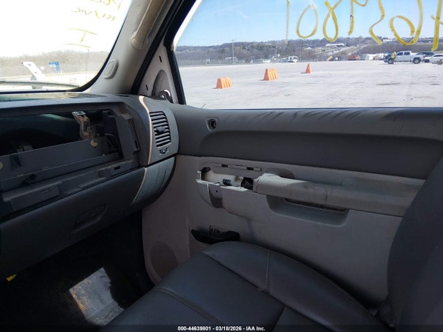 Продаж на аукціоні авто 2014 Chevrolet Silverado 2500hd Work Truck, vin: 1GC1CVC82EF116458, номер лоту: 44639801