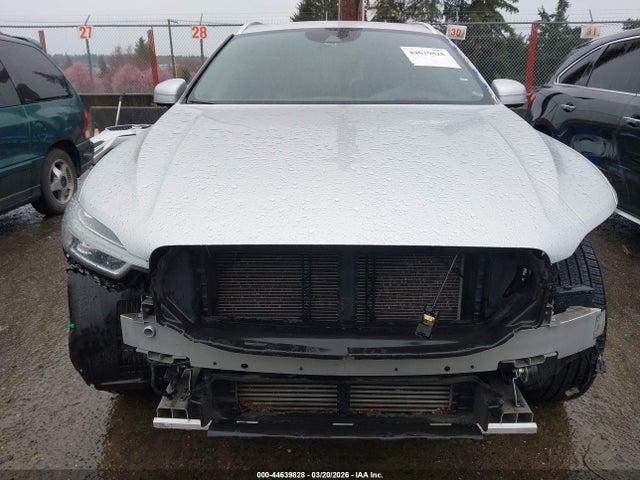 YV4102RK4L1490670 Volvo Xc60 T5 Momentum