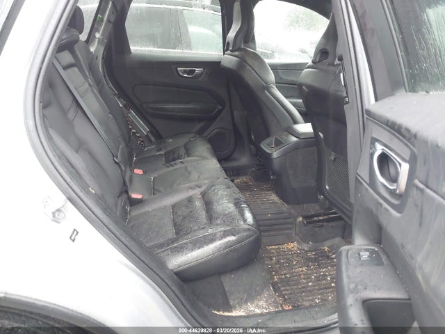 2020 VOLVO XC60 YV4102RK4L1490670 Photo 7
