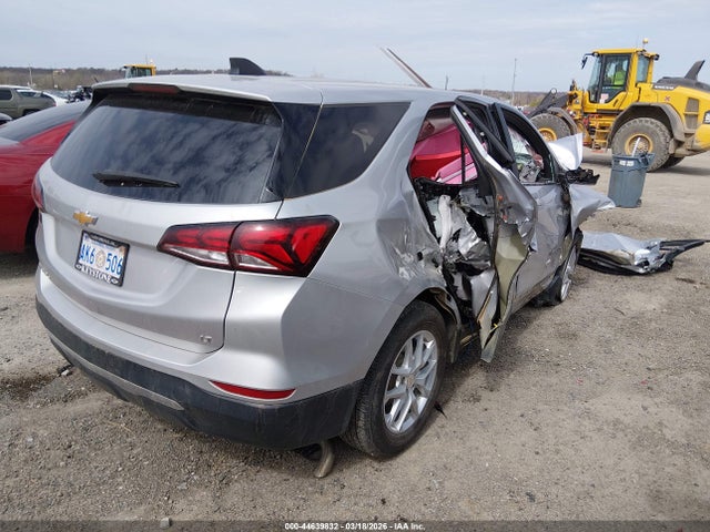 44639832 :رقم المزاد ، 3GNAXKEV5NL110494 vin ، 2022 Chevrolet Equinox Fwd Lt مزاد بيع