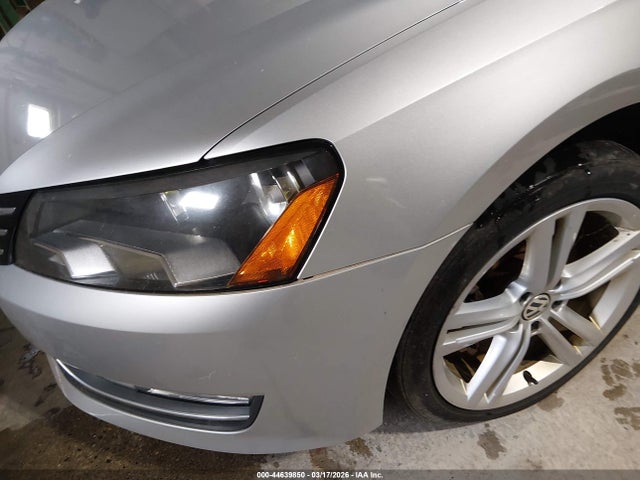 Aukcja sprzedaży 2014 Volkswagen Passat 2.0l Tdi Sel Premium, vin: 1VWCN7A30EC060539, numer aukcji: 44639850