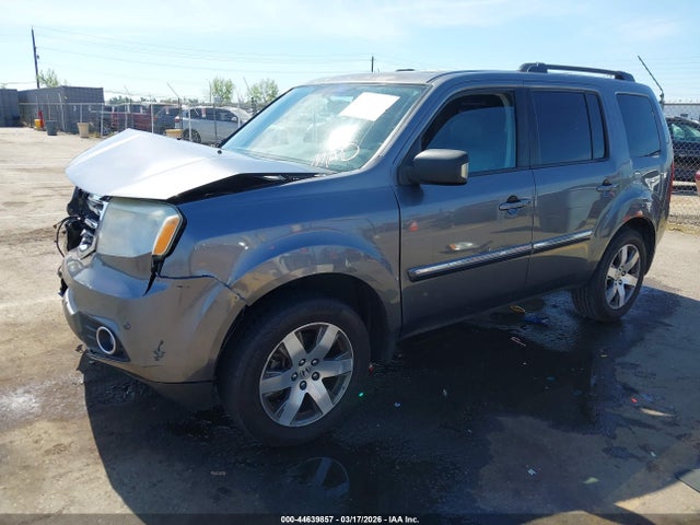 Honda Pilot Touring 2014 5FNYF3H95EB006441 Image 2