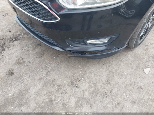 1FADP3F28FL338041 Ford FOCUS SE